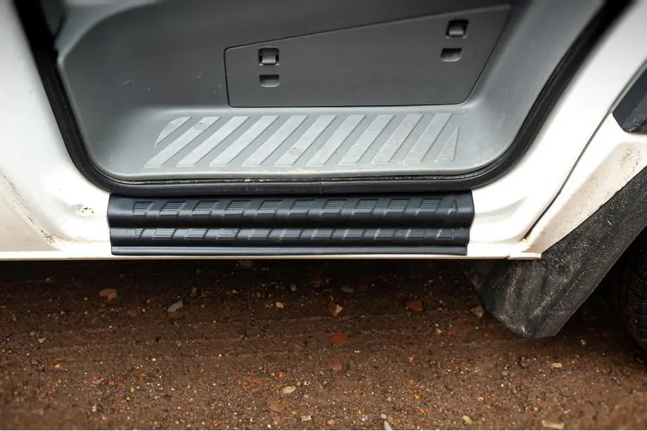 Mercedes Sprinter W906 2006–2018 Dorpellijsten EuroCap (2 stuks, ABS) Image