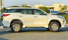 Toyota Fortuner 2015– Lexus-TRD V2 bodykit set (voor 2015-2020) foto 4