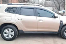 Dacia Duster 2018–2024 Raamdeflectoren (4 stuks, HIC) foto 2