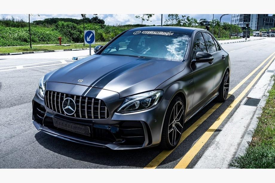 Mercedes C-klasse W205 2014–2021 Bodykit set met volledige achterbumper (Black Mamba C63GT-design) Foto 1