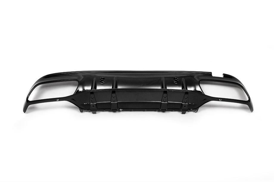 Mercedes C-klasse W205 2014–2021 Bodykit set met volledige achterbumper (Black Mamba C63GT-design) Foto 15