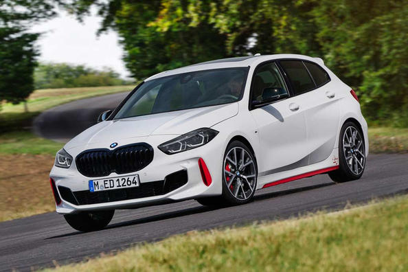 Sportieve voorwielaangedreven hatchback BMW 128ti onthuld
