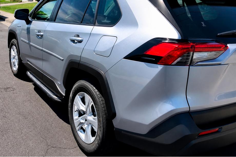 Toyota Rav 4 2019–2025 OEM V2B side steps (2 stuks, aluminium) Foto 8