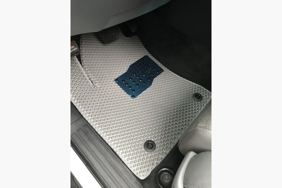 Toyota Sequoia 2007–2022 Polyurethaan automatten, 3 rijen (EVA, grijs) Middenrij - armsteun Foto 13