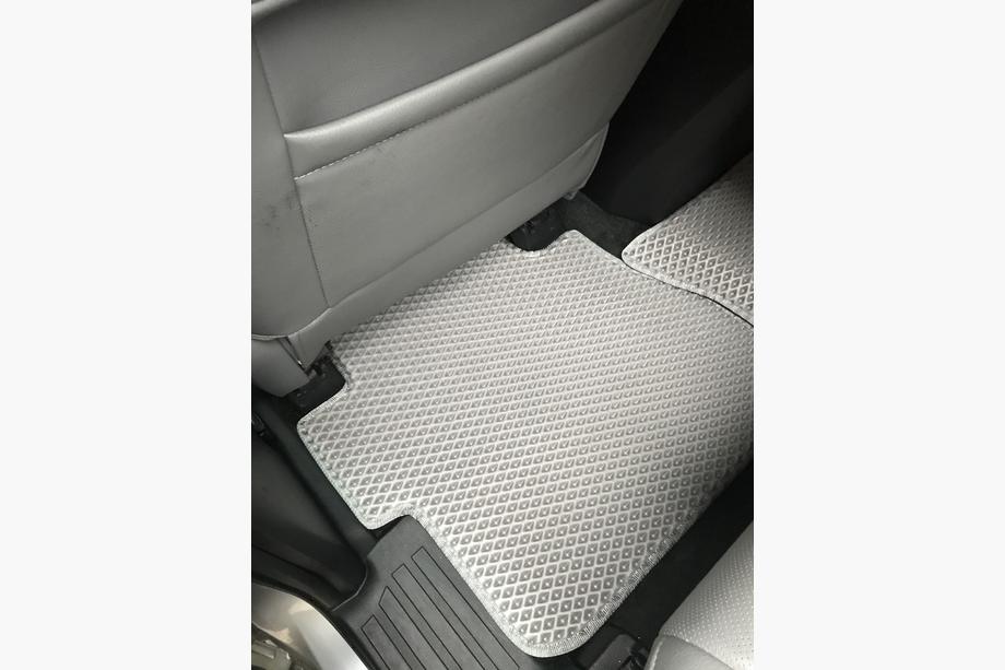 Toyota Sequoia 2007–2022 Polyurethaan automatten, 3 rijen (EVA, grijs) Middenrij - armsteun Foto 16