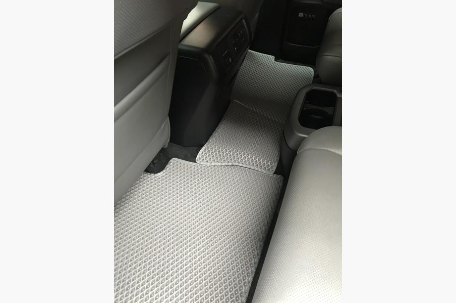 Toyota Sequoia 2007–2022 Polyurethaan automatten, 3 rijen (EVA, grijs) Middenrij - armsteun Foto 17