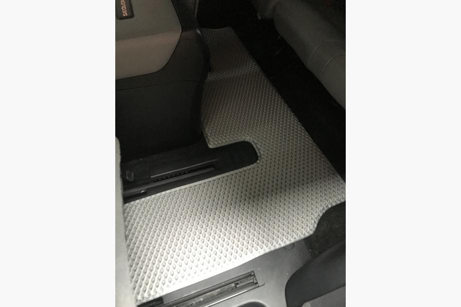 Toyota Sequoia 2007–2022 Polyurethaan automatten, 3 rijen (EVA, grijs) Middenrij - armsteun Foto 18