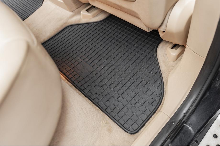 BMW X5 E70 2007–2013 Rubberen vloermattenset (4 stuks, Polytep) Foto 7