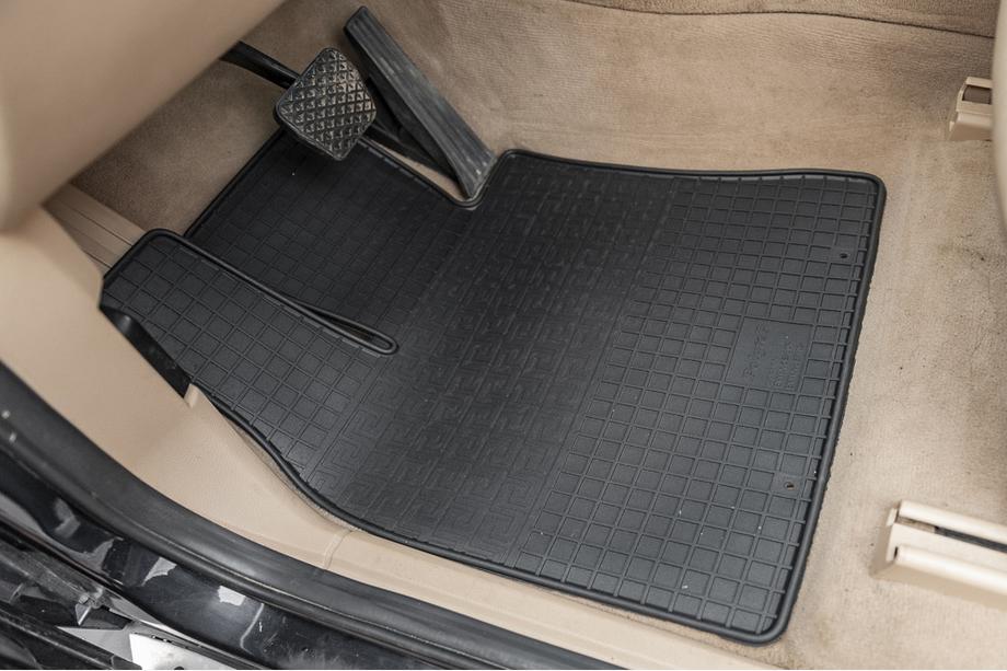 BMW X5 E70 2007–2013 Rubberen vloermattenset (4 stuks, Polytep) Foto 5