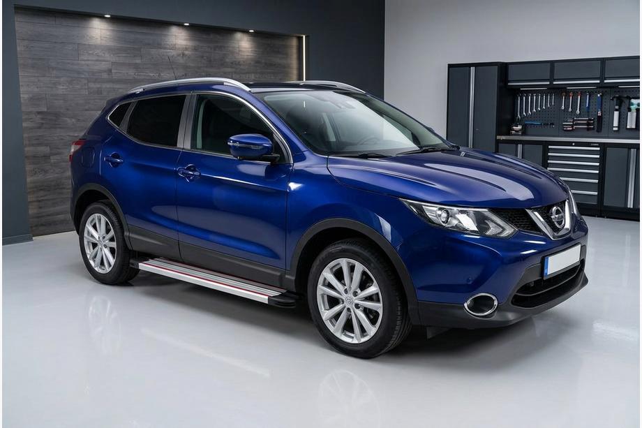 Nissan Qashqai 2014–2021 Side steps Maya Red-Grey (2 st., aluminium) Foto 1