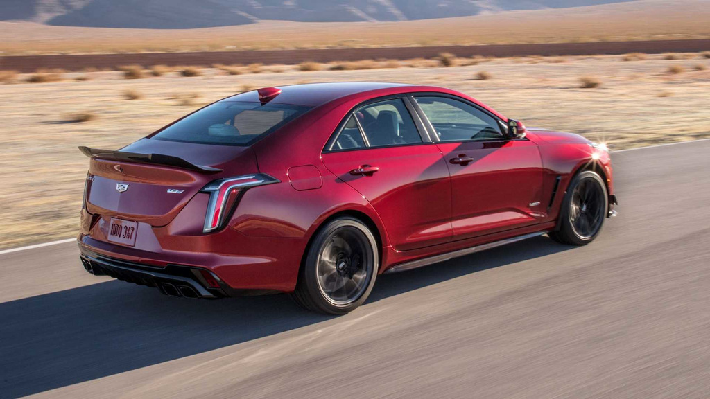 Cadillac CT4-V Blackwing: "opgevoerde" compacte sedan met 479 pk