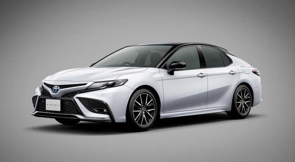 Vernieuwde Toyota Camry debuteert in Japan