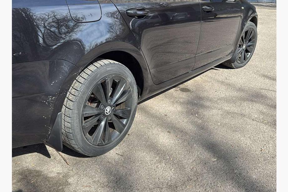 Skoda Octavia III A7 2013–2019 Premium spatlappen SD, SW 2018+ (4 stuks) Image