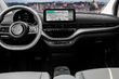 Review van de elektrische subcompacte hatchback Fiat 500e foto 7