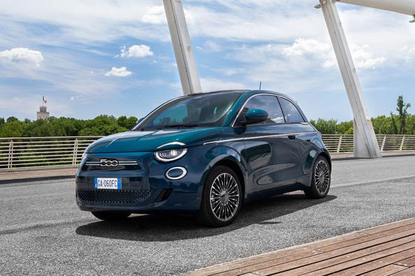 Review van de elektrische subcompacte hatchback Fiat 500e