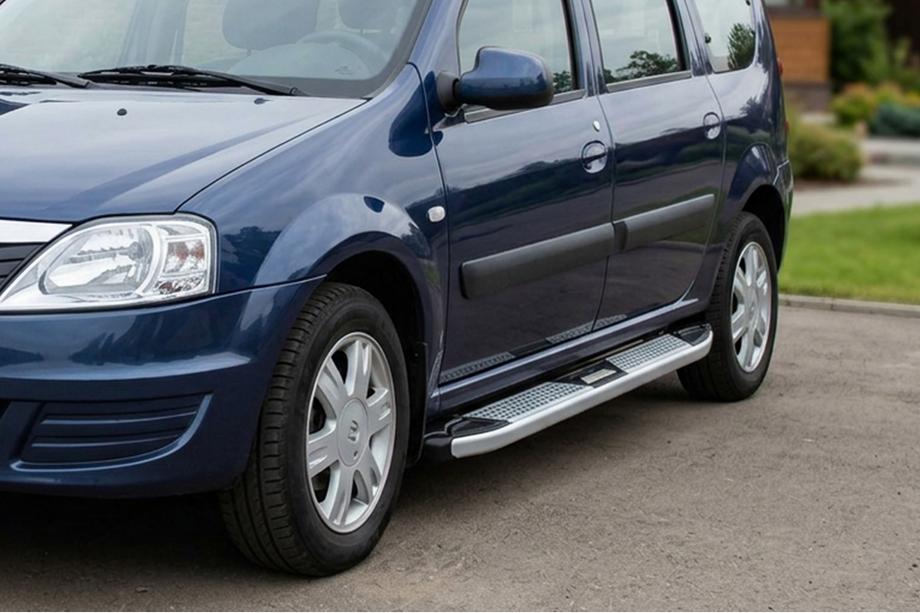 Dacia Logan MCV 2004–2014 Mevsim Grey side steps (2 stuks, aluminium) Image