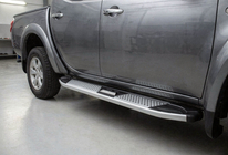 Fiat Fullback 2016– Mevsim Grey side steps (2 stuks, aluminium) foto 1