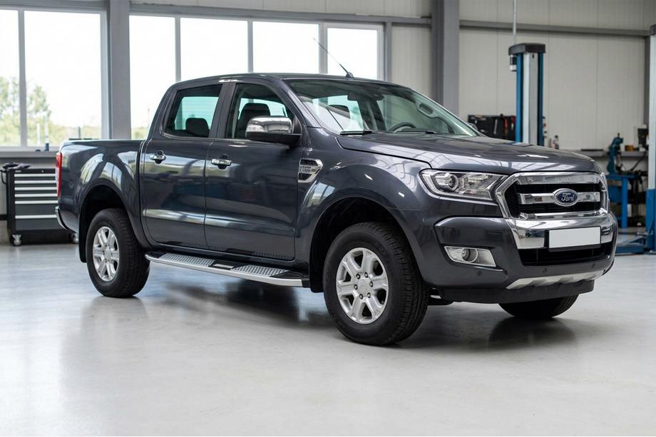 Ford Ranger 2011–2022 Mevsim Grey side steps (2 stuks, aluminium) Image
