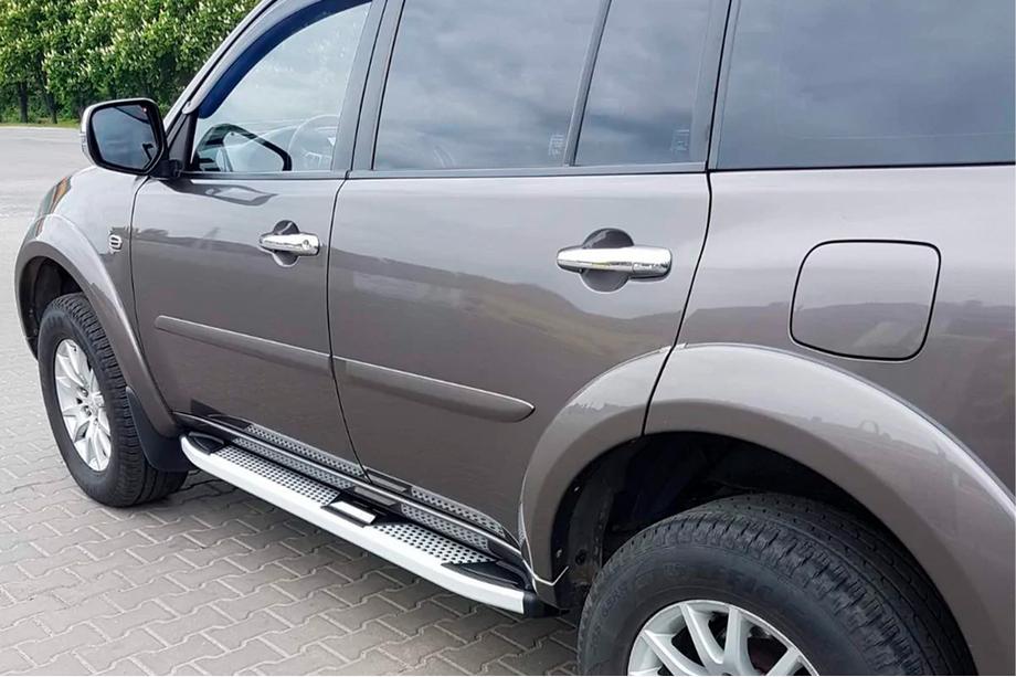 Mitsubishi Pajero Sport 2008–2015 Mevsim Grey side steps (2 stuks, aluminium) Foto 3