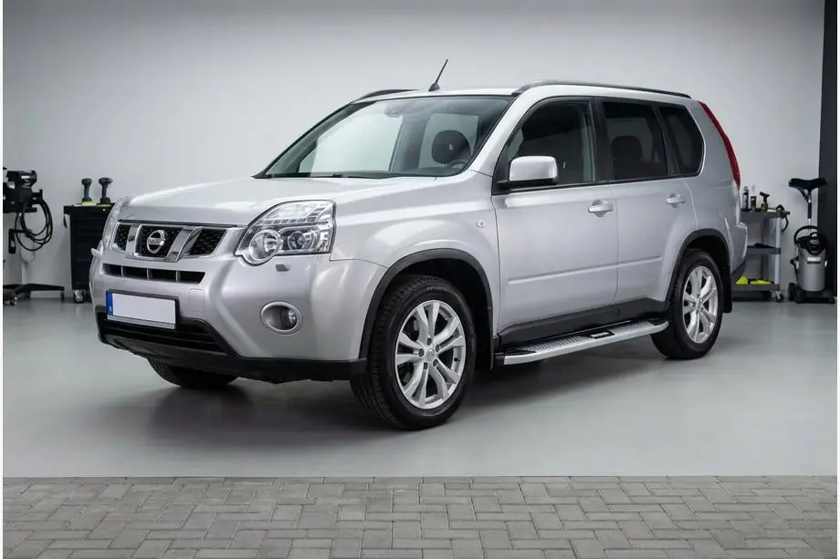 Nissan X-trail T31 2007–2014 Mevsim Grey side steps (2 stuks, aluminium) Image