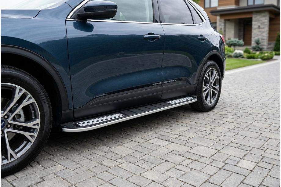 Ford Kuga/Escape 2019– Side steps Tayga V2 (2 stuks, aluminium) Image