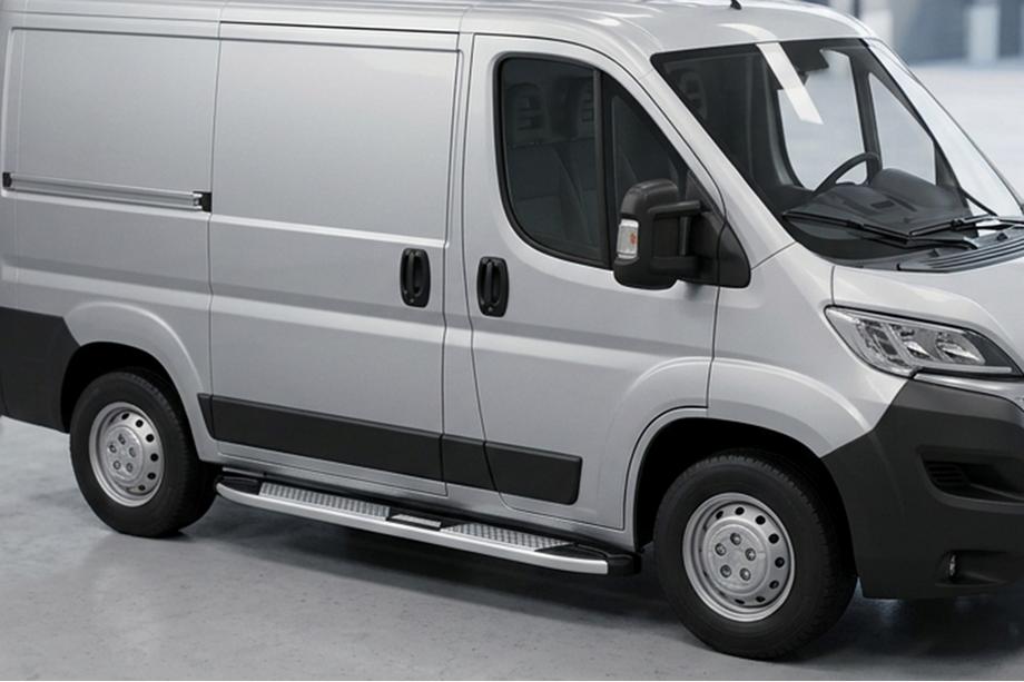 Citroen Jumper 2007–2025 Mevsim Grey side steps (2 stuks, aluminium) Alleen voor korte wielbasis Image