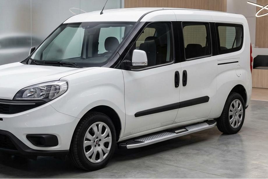 Opel Combo 2012–2018 Mevsim Grey side steps (2 stuks, aluminium) Alleen voor standaard wielbasis Image