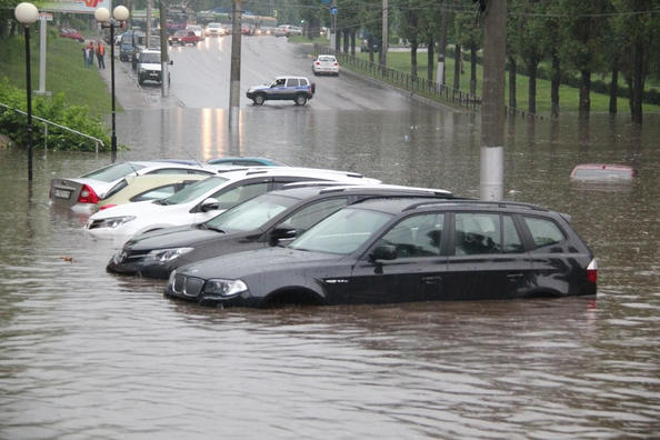 Zo herken je een waterschadeauto
