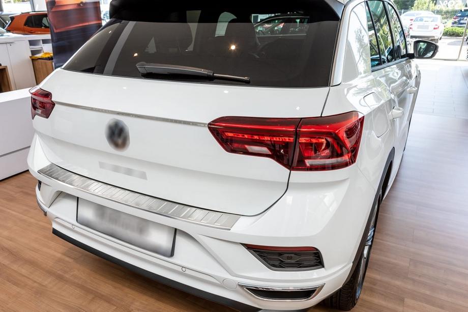 Volkswagen T-Roc 2017–2025 RVS sierlijst voor achterbumper Carmos (RVS) Image