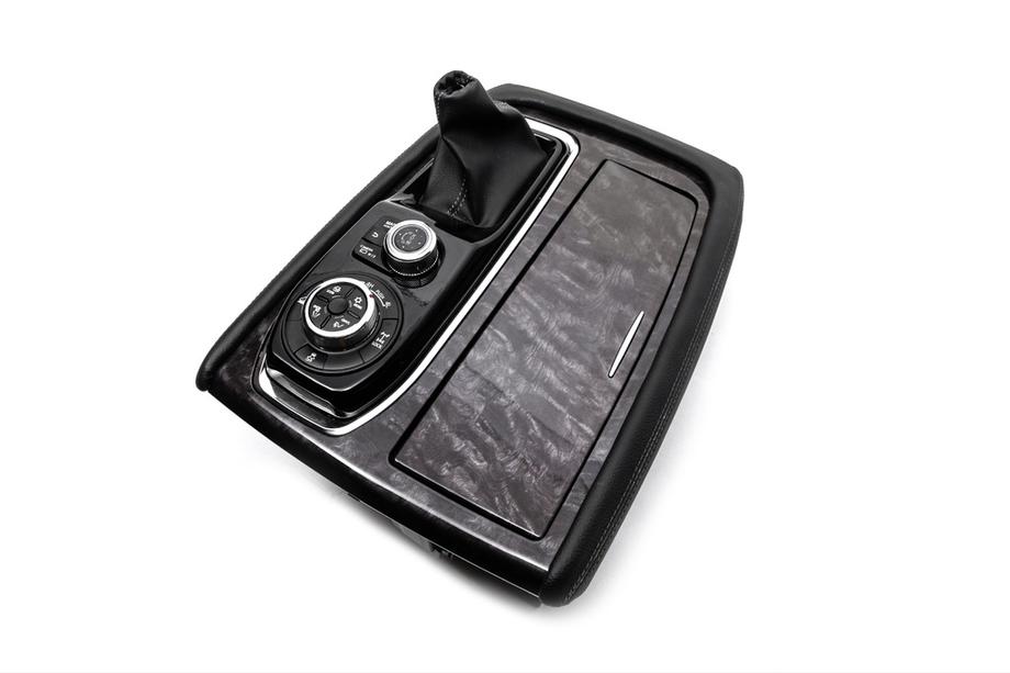 Nissan Patrol Y62 2010–2024 Interieur upgradeset (2020) Foto 3