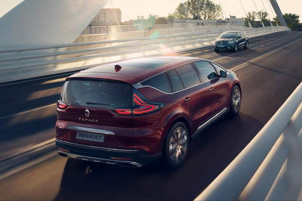 Review van de vernieuwde minivan Renault Espace