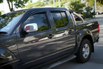 Nissan Navara 2006–2015 Raamdeflectoren (4 stuks, HIC) foto 1