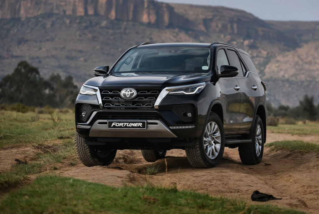 Review van de vernieuwde Toyota Fortuner SUV