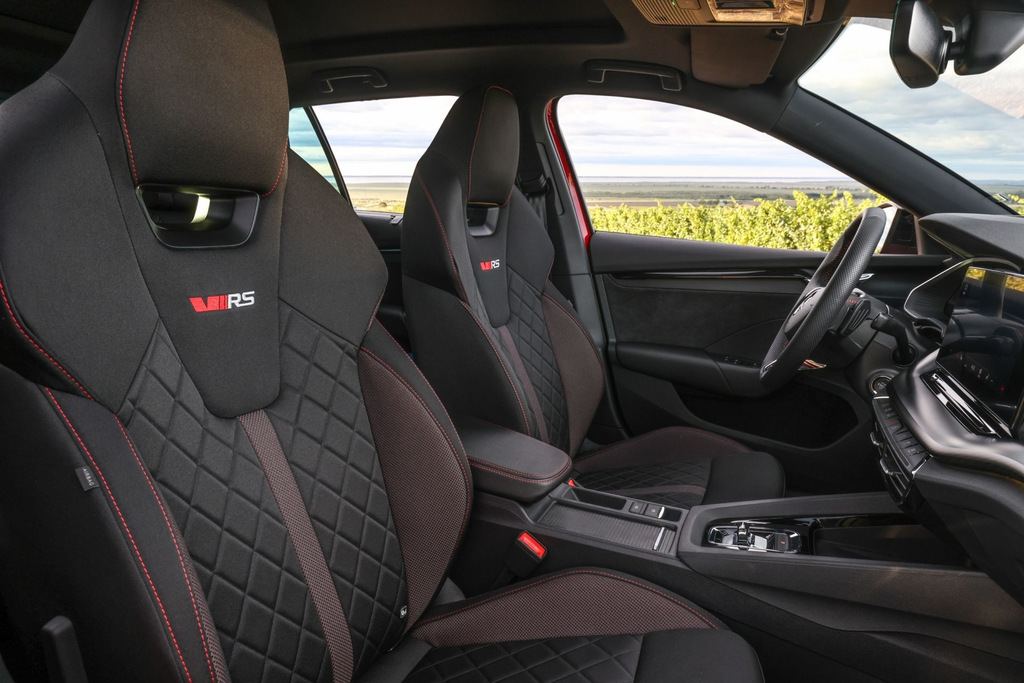 Review van de stationwagen Skoda Octavia RS Combi