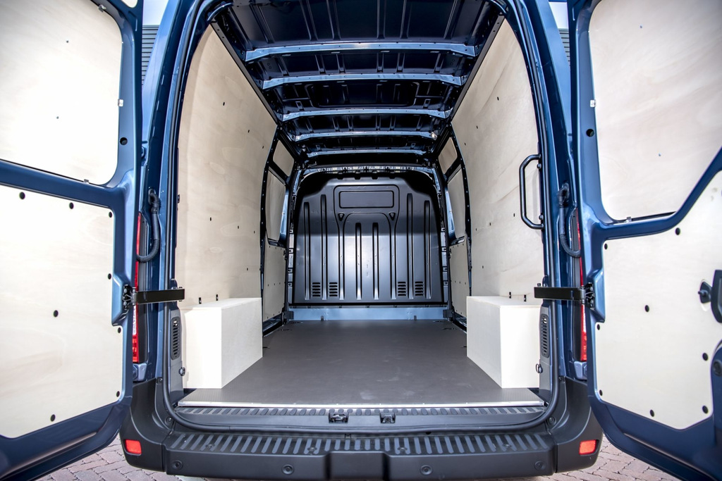 Review van de vernieuwde Renault Master bestelwagen