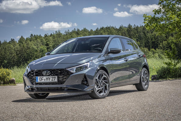 Nieuwe generatie voorwielaangedreven compacte hatchback Hyundai i20 Foto 1