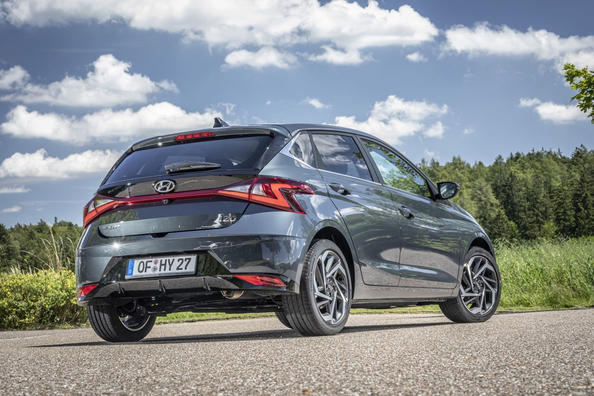 Nieuwe generatie voorwielaangedreven compacte hatchback Hyundai i20 Foto 2