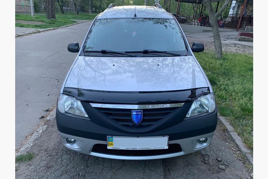 Dacia Logan I 2005–2008 Motorkapdeflector (EuroCap) Image