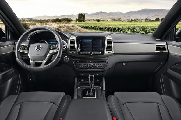 Review van de tweede generatie SsangYong Musso pick-up Foto 7