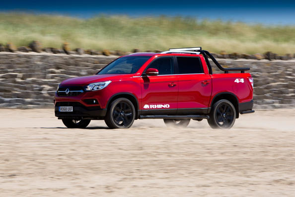 Review van de tweede generatie SsangYong Musso pick-up Foto 1
