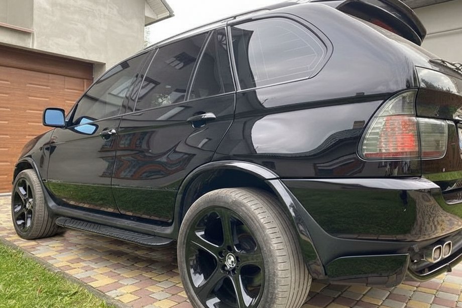 BMW X5 E53 1999–2006 Side steps Bosphorus Black (2 stuks, aluminium) Image