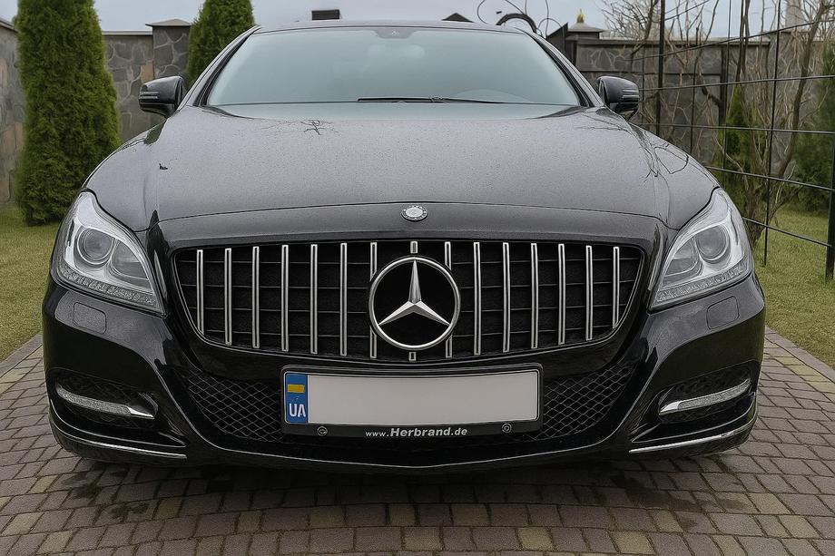 Mercedes CLS C218 2011–2018 Voorgrille 2011-2014 (GT Panamericana) Foto 2