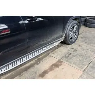 Side steps (2 stuks, OEM)
