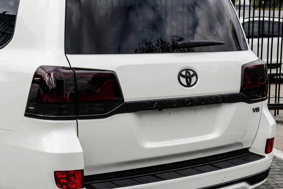 Toyota Land Cruiser 200 2007–2021 Achterlichten 2016-2021 (Sequential Black) Image