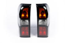 Nissan Patrol Y61 1997–2011 Achterlichten Dark Safari (2004-2008, 2 stuks) foto 4