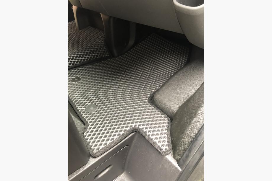 Ford Custom 2013–2022 EVA automatten (voor, zwart) Foto 8