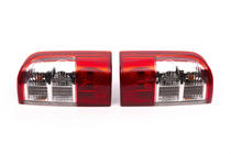Nissan Patrol Y61 1997–2011 Achterlichten Depo (1998-2004, 2 stuks) foto 5