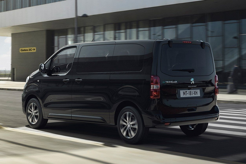 Test van de elektrische minivan Peugeot e-Traveller
