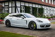 Review van de vierwielaangedreven Porsche Panamera Sport Turismo foto 2
