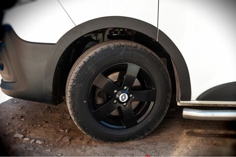 Fiat Talento 2016– Wielkastrandlijsten (6 stuks, zwart, ABS) Image
